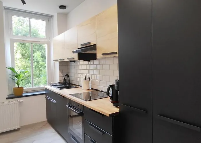 View Saperow I - Przy Centrum Klimatyzacja שווידניקה