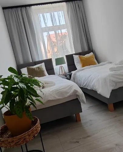 View Saperow I - Przy Centrum Klimatyzacja Apartmán Świdnica